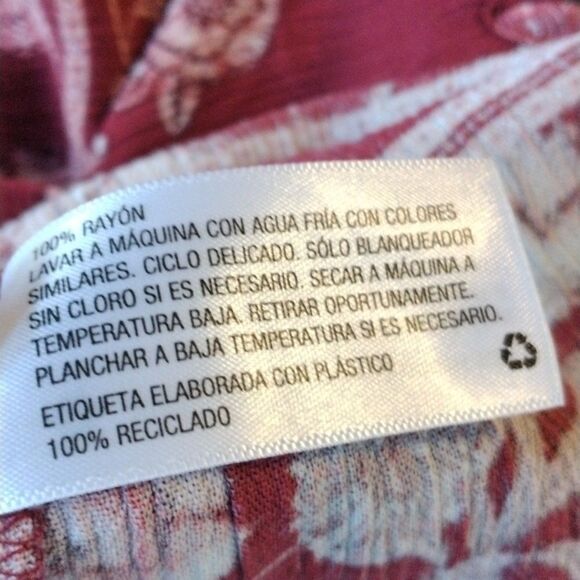 Knox Rose Peasant Dress - Picture 9 of 10